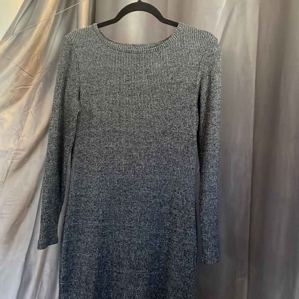 Gray knit long sleeved dress. Size small. - Picture 8 of 8